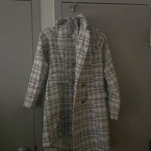 Fall, Winter coat. The coat is unused, I bought it and have not used it.